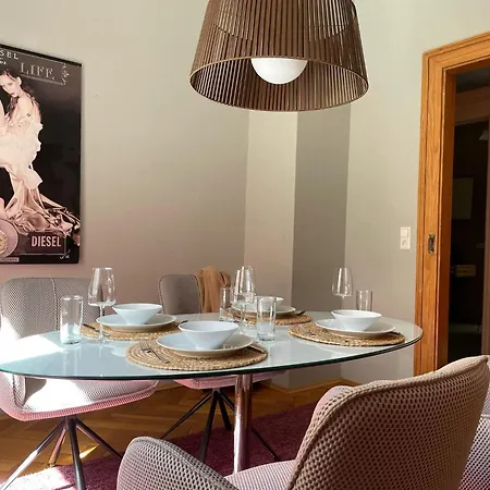 Am Thalia Designe Apartment